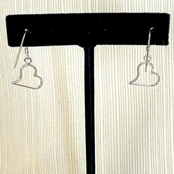 Set of Lovely Silver-Tone Heart Simple Timeless Dangle Earrings - Picture 3 of 5
